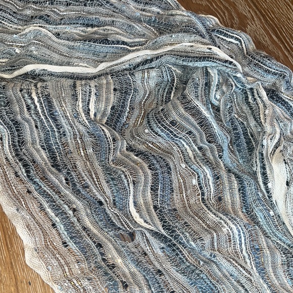 Beautiful scarf, cotton and metallic silver thread made in India - Picture 4 of 10